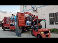 آلة غسل السيارات تم تحميلها وشحنها إلى تشيلي