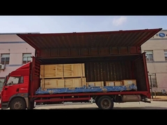 (كولون) يقوم بتحميل و شحن وحدتين من أنظمة غسل السيارات المتقدمة إلى (إيران)