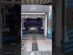 قام فني كولون بتثبيت آلة غسل للسيارات في النفق في إندونيسيا!