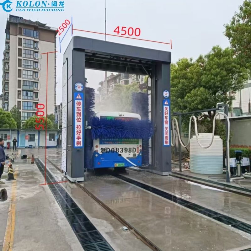 تجربة كولون: نتائج تنظيف لا مثيل لها مع آلة غسيل الحافلات المتطورة لدينا